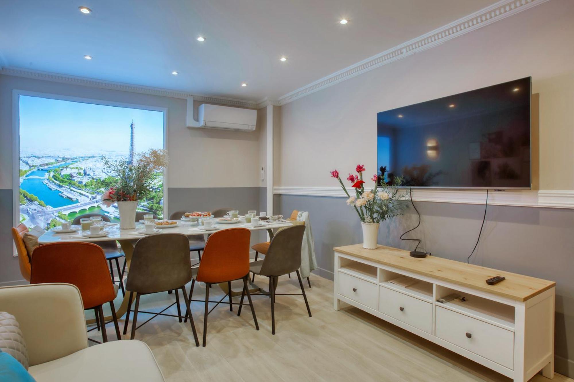 Elegant Triplex In Paris - Ideal For 10 - Aircon Exterior photo